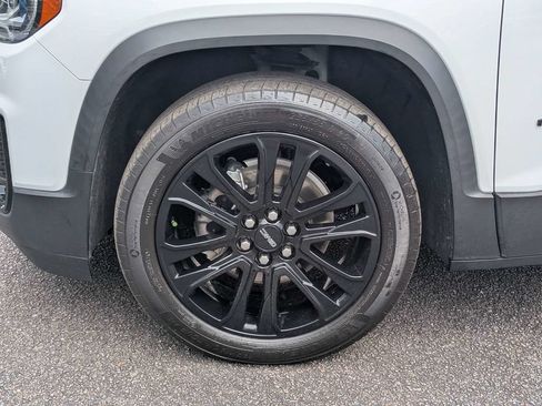 Used 2023 GMC Acadia SLT w/ Elevation Edition FWD image 12