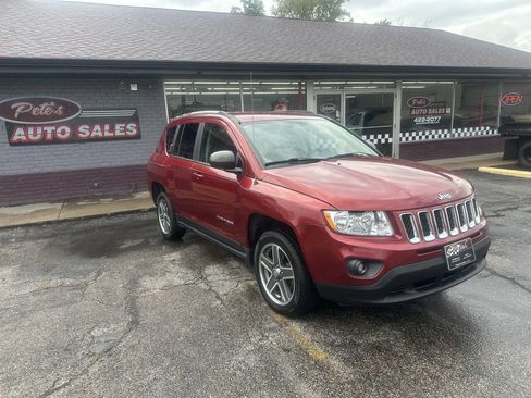 Used 2016 Jeep Compass Sport w/ Power Value Group FWD image 2