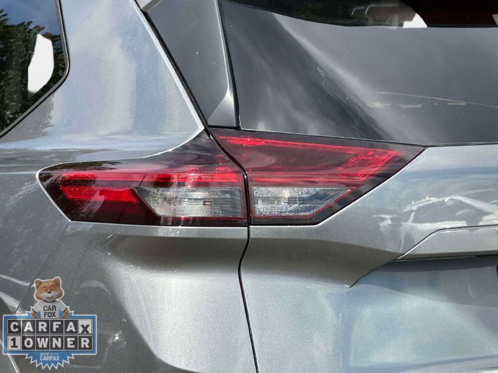 Used 2026 Nissan Rogue SV AWD/4WD image 11