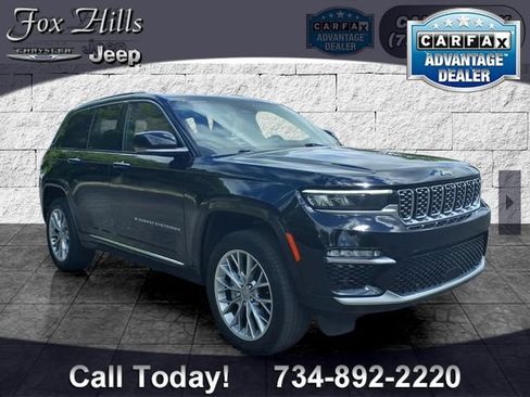 Used 2023 Jeep Grand Cherokee Summit AWD/4WD image 1