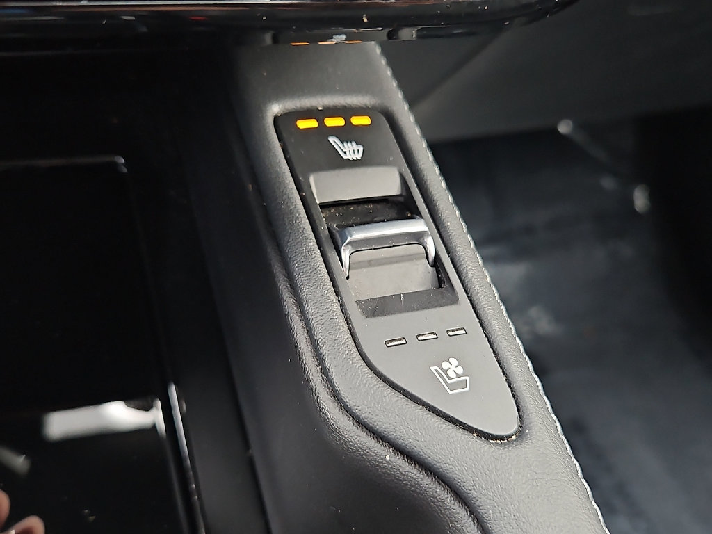 Certified 2025 Kia Telluride SX Prestige X-Line AWD/4WD image 18