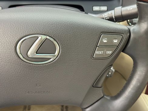 Used 2012 Lexus LS 460 w/ Comfort Pkg image 22