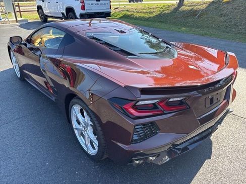 Used 2022 Chevrolet Corvette Stingray Premium Cpe w/ Z51 Performance Package image 7