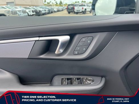 New 2026 Buick Enclave Sport Touring w/ Super Cruise Package FWD image 23