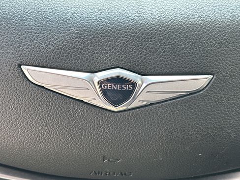 Certified 2025 Genesis GV70 2.5T w/ Select Package AWD/4WD image 21