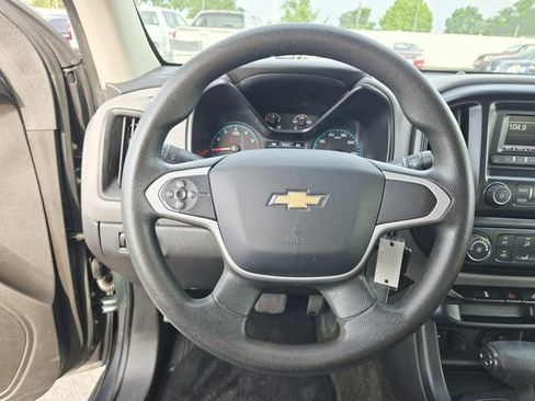 Used 2015 Chevrolet Colorado W/T w/ WT Convenience Package RWD image 16