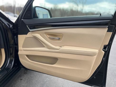 Used 2011 BMW 535i xDrive Sedan image 39