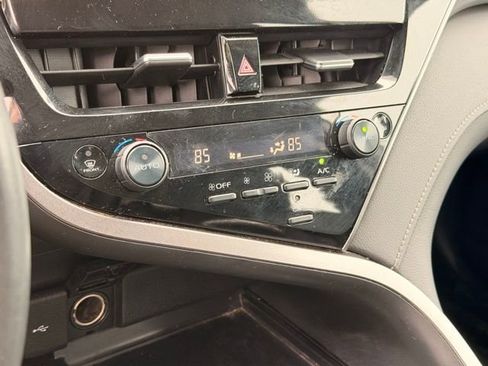 Used 2024 Toyota Camry SE FWD image 28