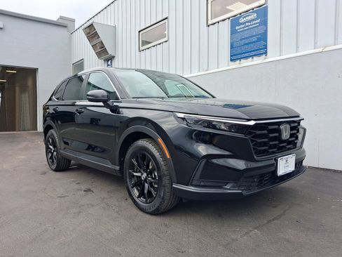 Used 2025 Honda CR-V EX-L image 5
