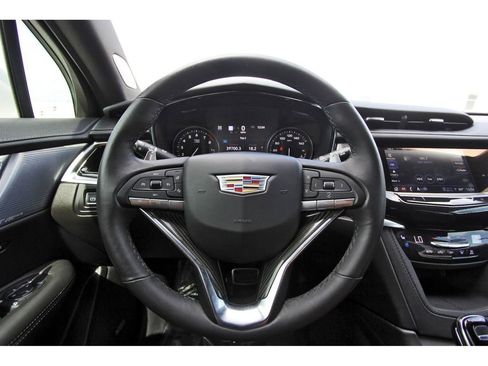 Certified 2023 Cadillac XT6 Sport w/ Technology Package image 15