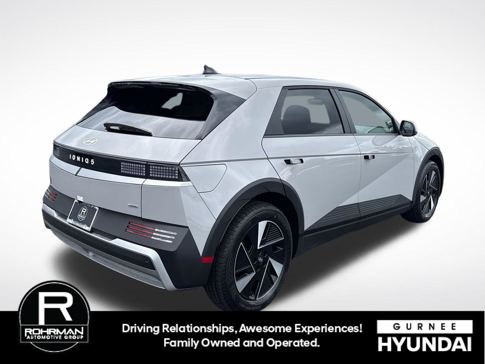 New 2026 Hyundai Ioniq 5 SE AWD/4WD image 8