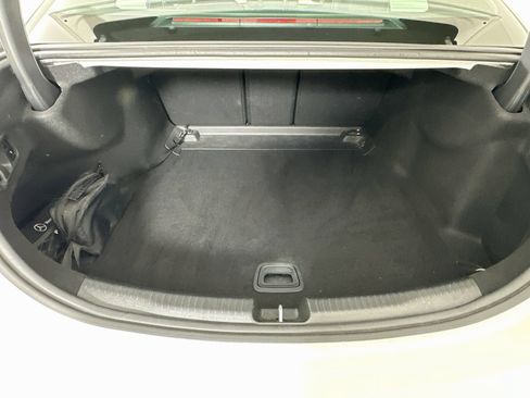 Used 2024 Mercedes-Benz C 300 Sedan image 29