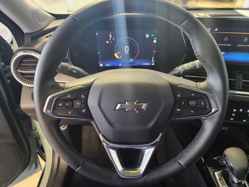 Certified 2025 Chevrolet Trax ACTIV FWD image 17
