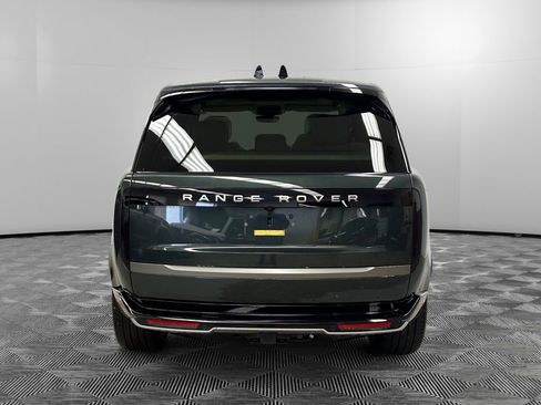 New 2026 Land Rover Range Rover SE image 4