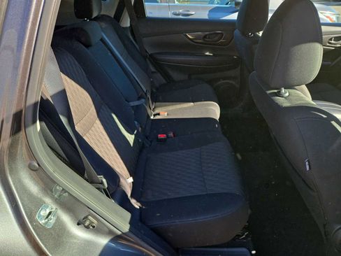 Used 2020 Nissan Rogue S image 15