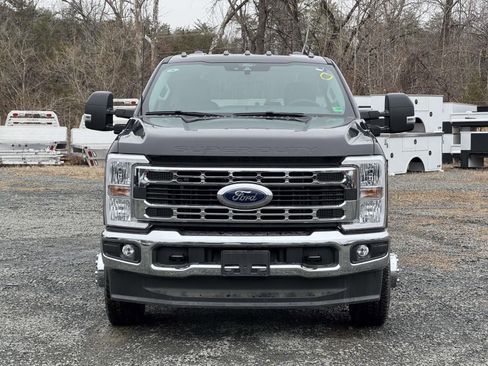 New 2026 Ford F350 XLT w/ XLT Value Package AWD/4WD image 3