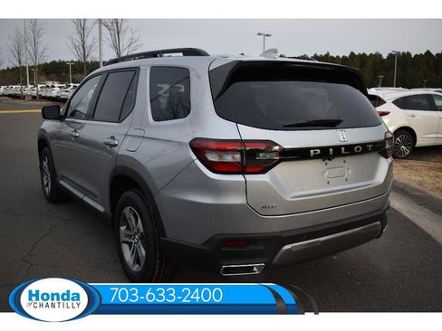 New 2026 Honda Pilot EX-L image 5