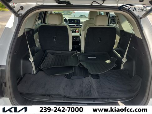 Certified 2024 Kia Sorento SX FWD image 10