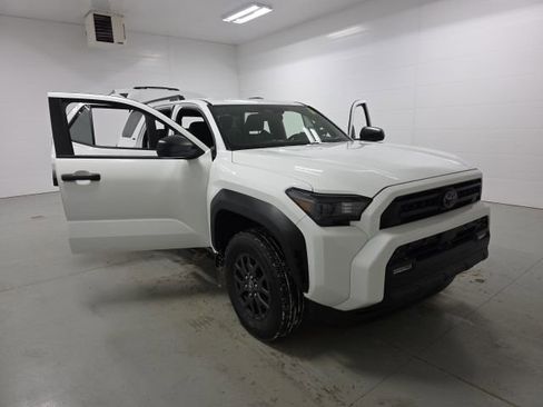 New 2026 Toyota 4Runner SR5 image 9