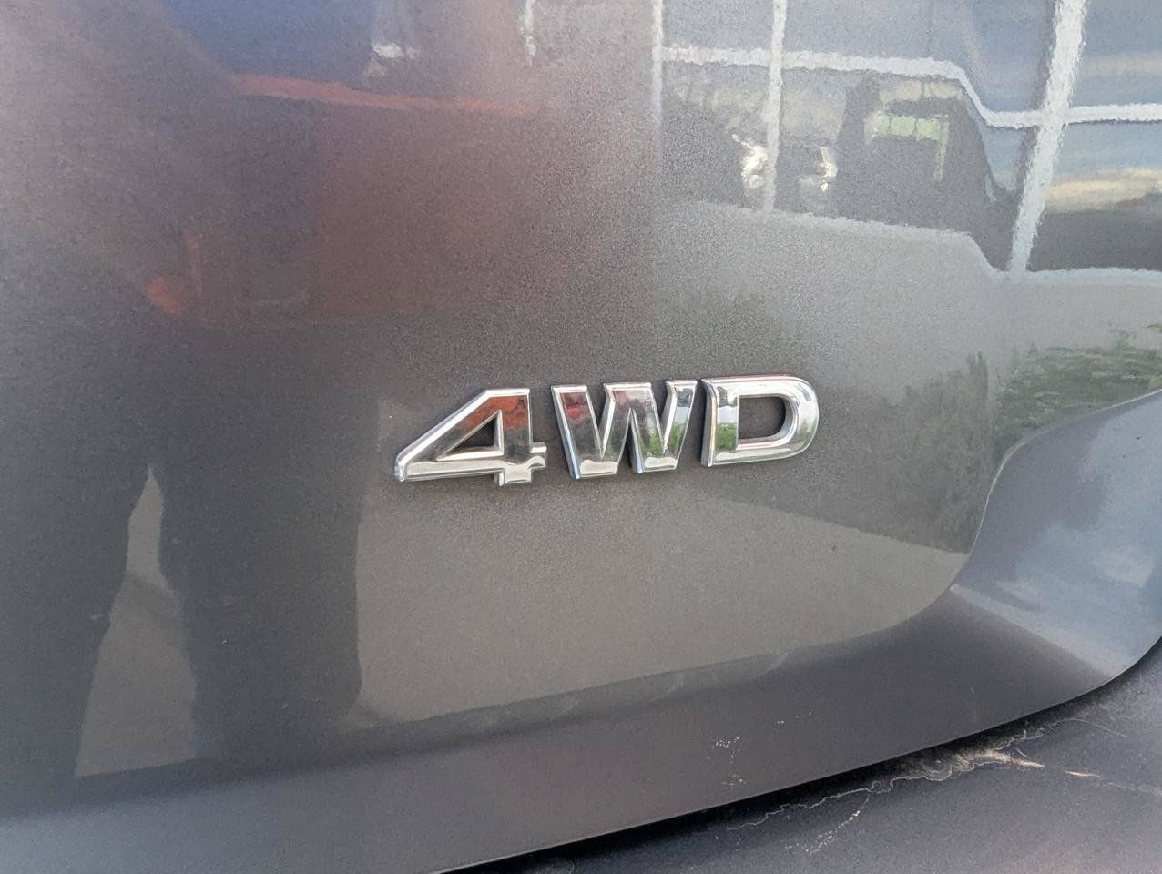 Used 2018 Nissan Pathfinder S AWD/4WD image 28