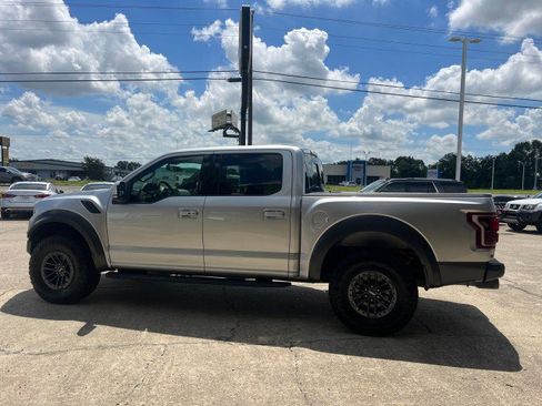 Used 2019 Ford F150 Raptor w/ Equipment Group 802A Luxury image 10