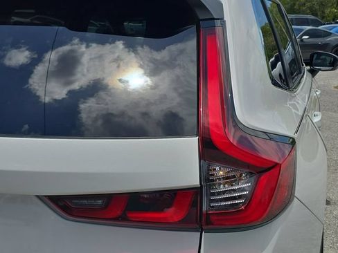 Used 2025 Honda CR-V Sport-L image 8