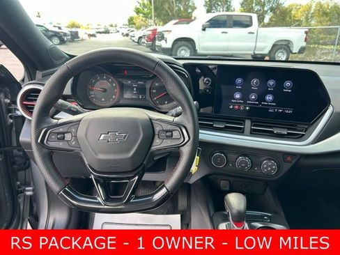 Used 2024 Chevrolet Trax RS w/ Driver Confidence Package image 17