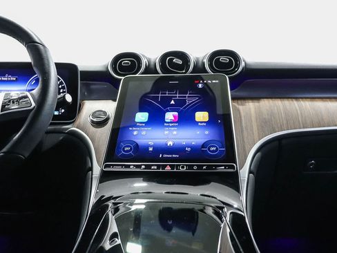 Certified 2025 Mercedes-Benz GLC 350e 4MATIC image 13