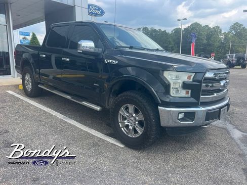 Used 2015 Ford F150 Lariat w/ Equipment Group 502A Luxury AWD/4WD image 3