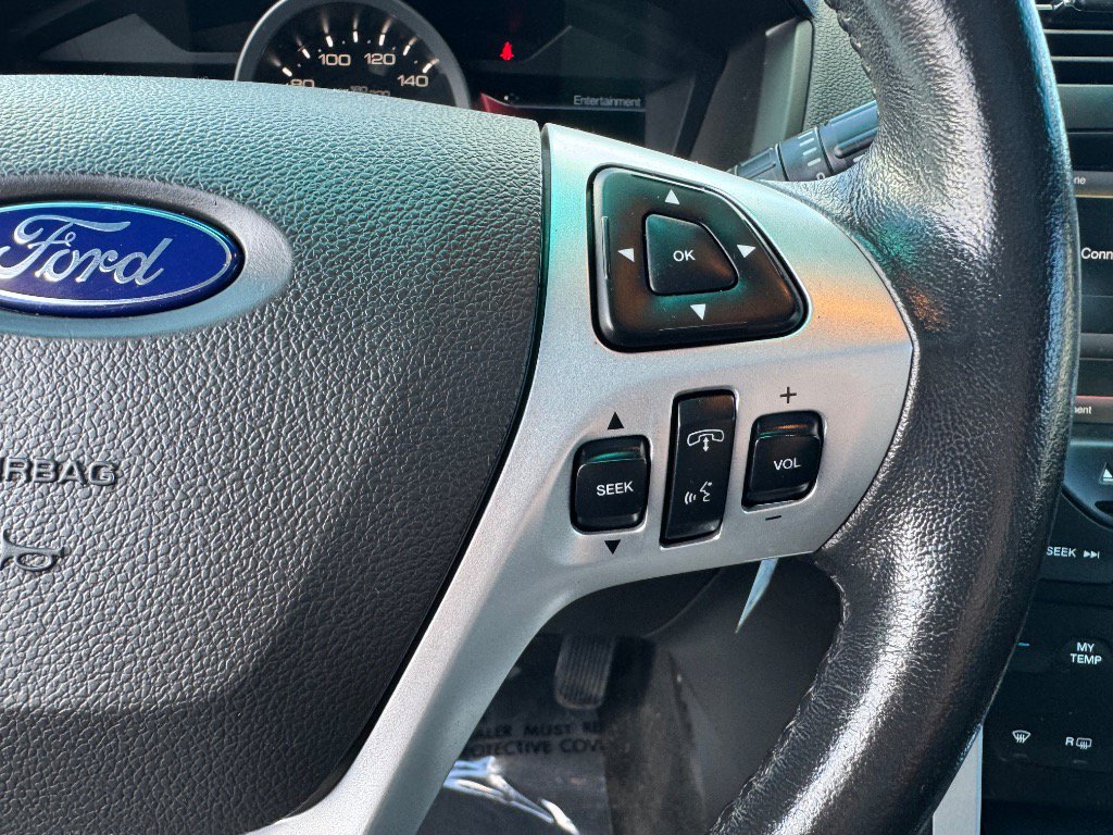 Used 2015 Ford Explorer XLT w/ Equipment Group 202B AWD/4WD image 24