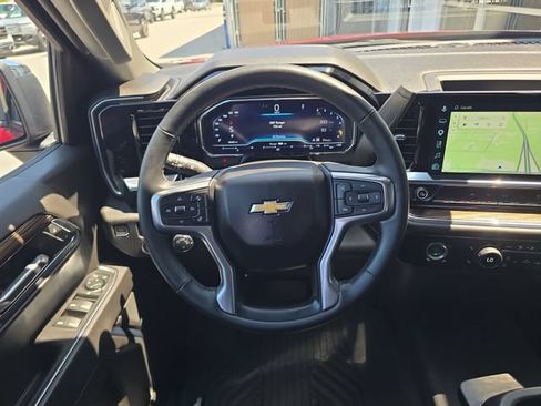 Certified 2023 Chevrolet Silverado 1500 LT AWD/4WD image 12