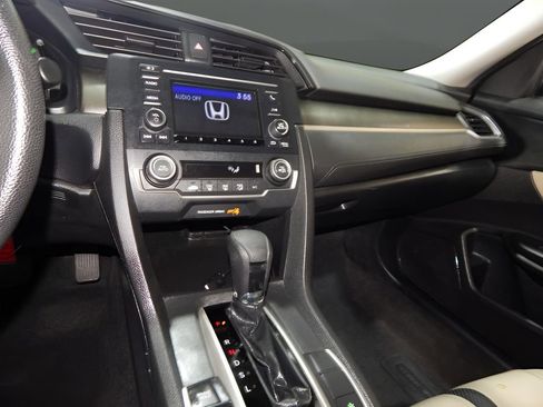 Used 2020 Honda Civic LX image 18