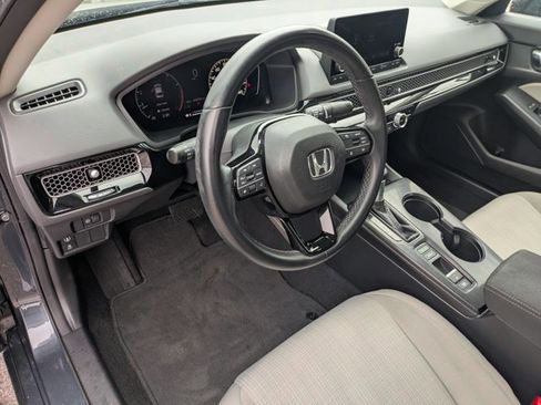Certified 2023 Honda Civic EX image 9