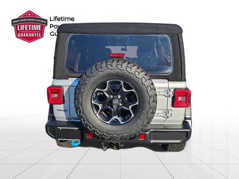 Used 2022 Jeep Wrangler Unlimited Rubicon 4xe AWD/4WD image 8