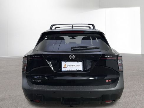 New 2025 Nissan Kicks SR w/ Illumination Package image 32