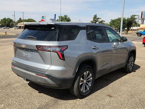 Used 2025 Chevrolet Equinox LT AWD/4WD image 3