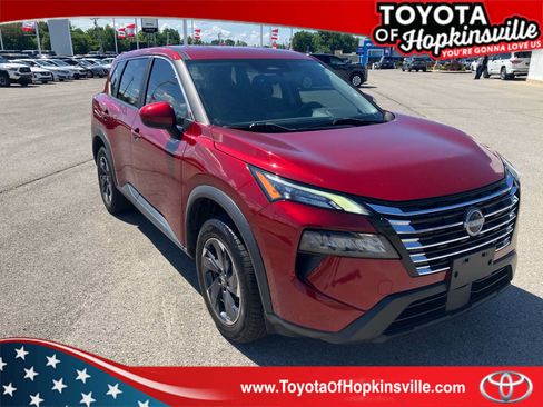 Used 2024 Nissan Rogue SV FWD image 1