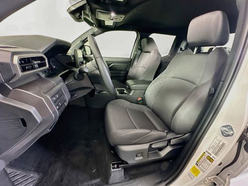 Used 2025 Toyota Tacoma SR5 RWD image 13