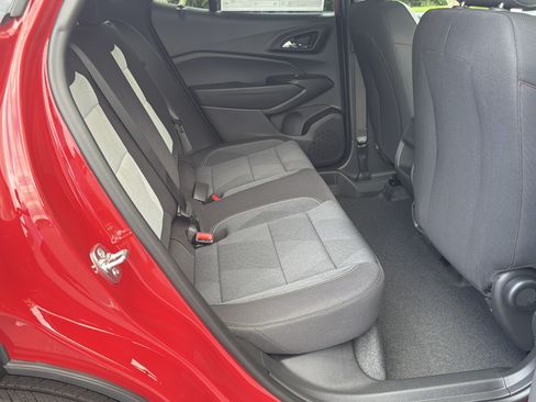 New 2026 Chevrolet Trax RS FWD image 15