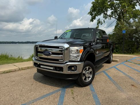 Used 2015 Ford F250 Lariat w/ Lariat Ultimate Package AWD/4WD image 1
