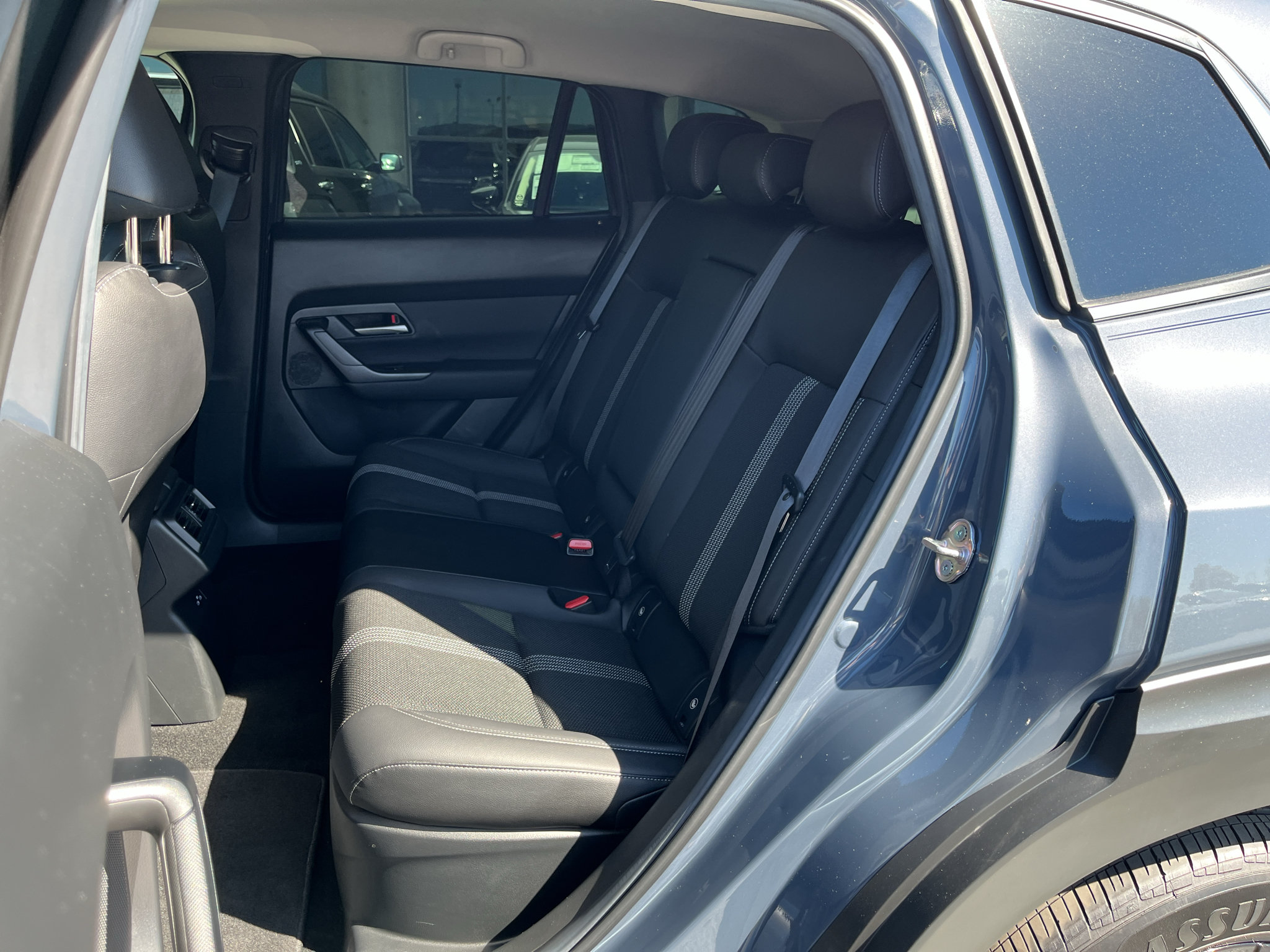 Certified 2025 MAZDA CX-50 2.5 Hybrid w/ Preferred Pkg AWD/4WD image 33