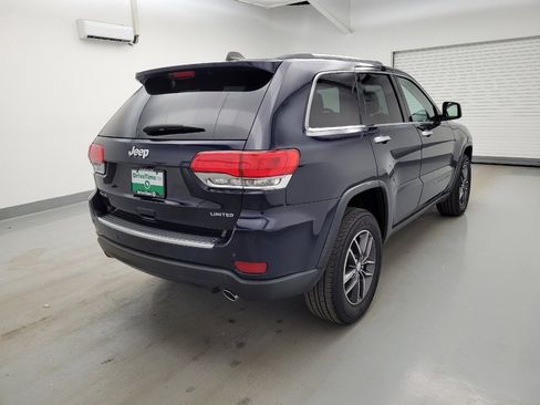 Used 2017 Jeep Grand Cherokee Limited AWD/4WD image 9