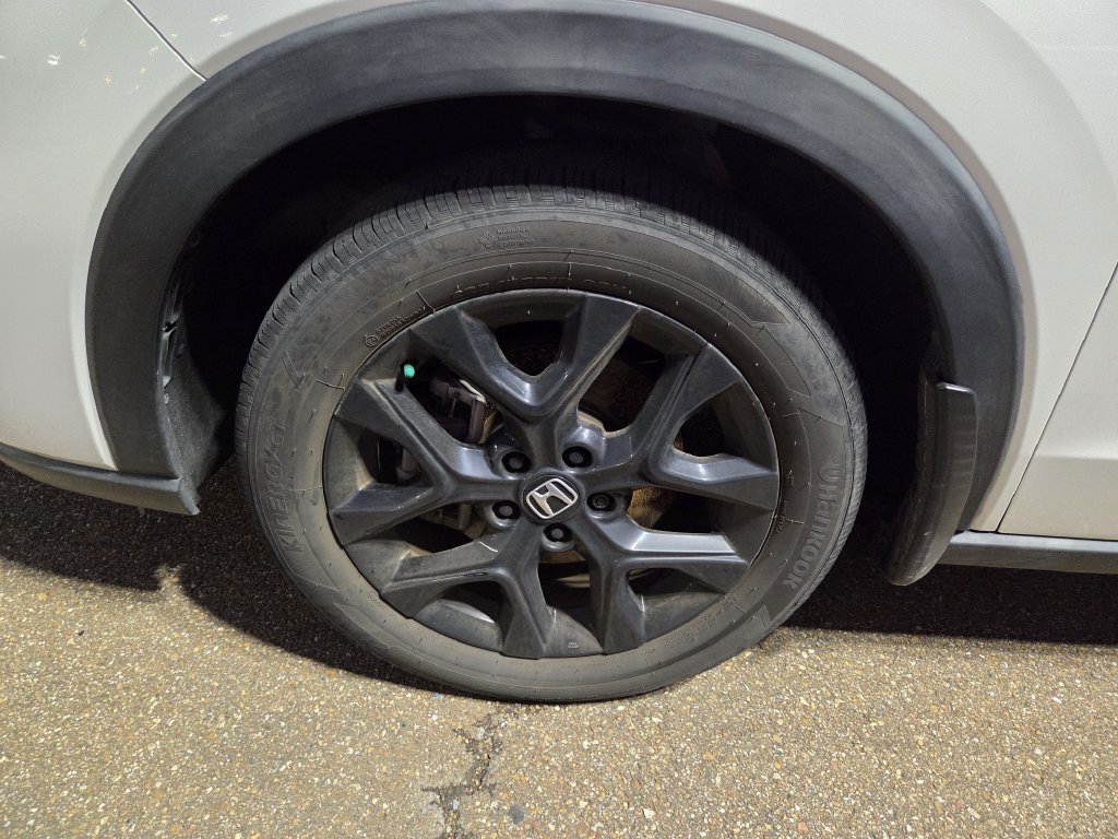 Used 2024 Honda HR-V Sport image 8