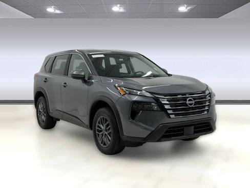 Used 2026 Nissan Rogue SV AWD/4WD image 6