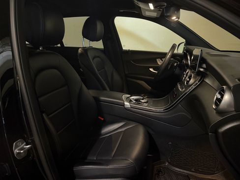 Used 2018 Mercedes-Benz GLC 300 GLC300 4MATIC image 12