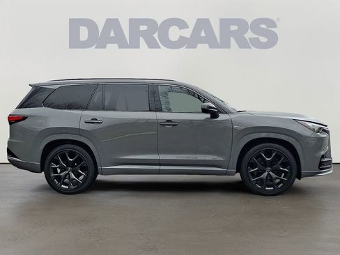 Used 2024 Lexus TX 500h AWD w/ Technology Package image 7