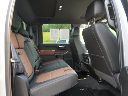 Certified 2022 Chevrolet Silverado 3500 High Country w/ Safety Package II AWD/4WD image 30