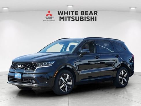 Used 2023 Kia Sorento EX w/ Panoramic Sunroof Package FWD image 3