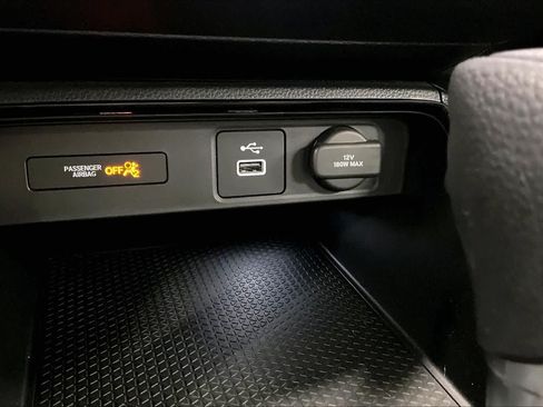 Used 2024 Honda CR-V LX image 33