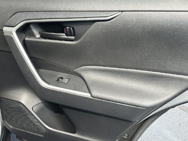 Certified 2024 Toyota RAV4 LE AWD/4WD image 13